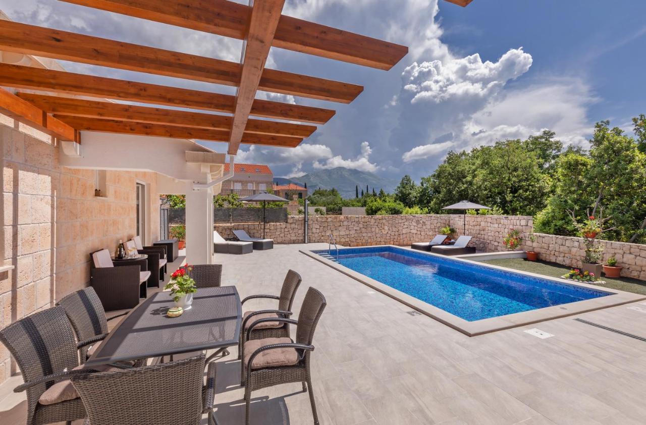 Apartment Holiday Home Doma, Cilipi Near Dubrovnik Luaran gambar
