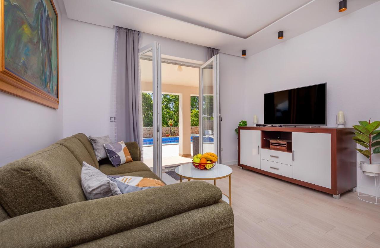 Apartment Holiday Home Doma, Cilipi Near Dubrovnik Luaran gambar