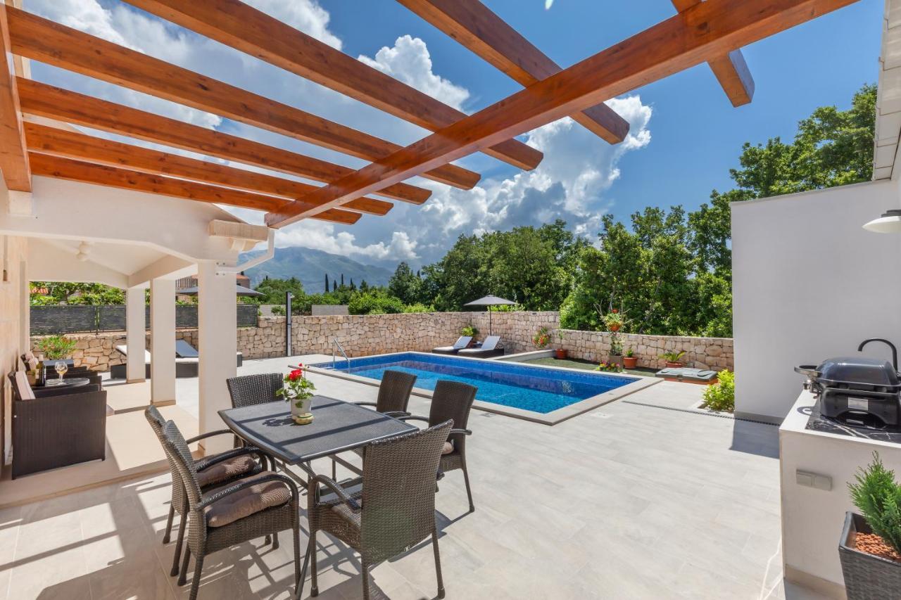 Apartment Holiday Home Doma, Cilipi Near Dubrovnik Luaran gambar