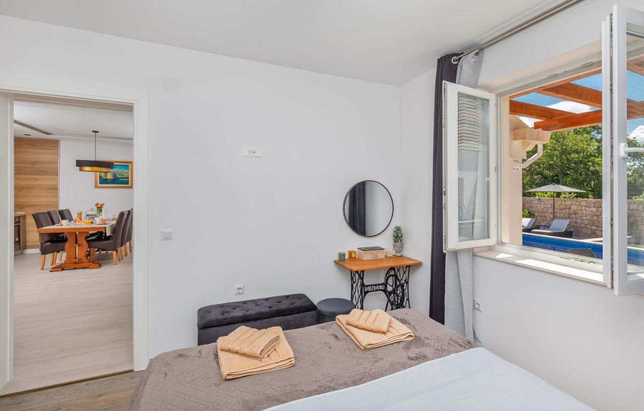 Apartment Holiday Home Doma, Cilipi Near Dubrovnik Luaran gambar