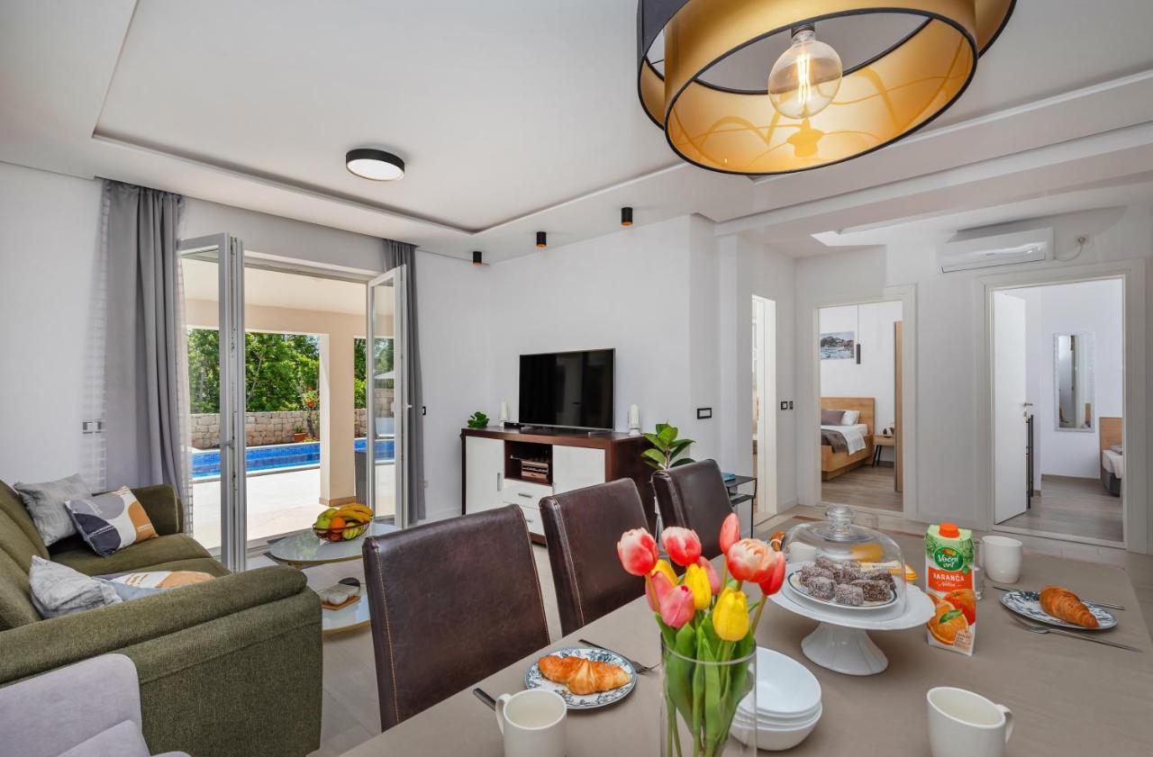 Apartment Holiday Home Doma, Cilipi Near Dubrovnik Luaran gambar