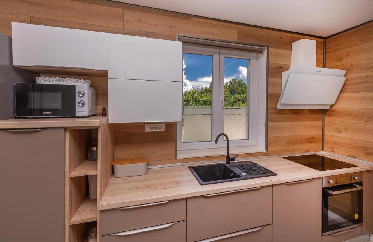 Apartment Holiday Home Doma, Cilipi Near Dubrovnik Luaran gambar