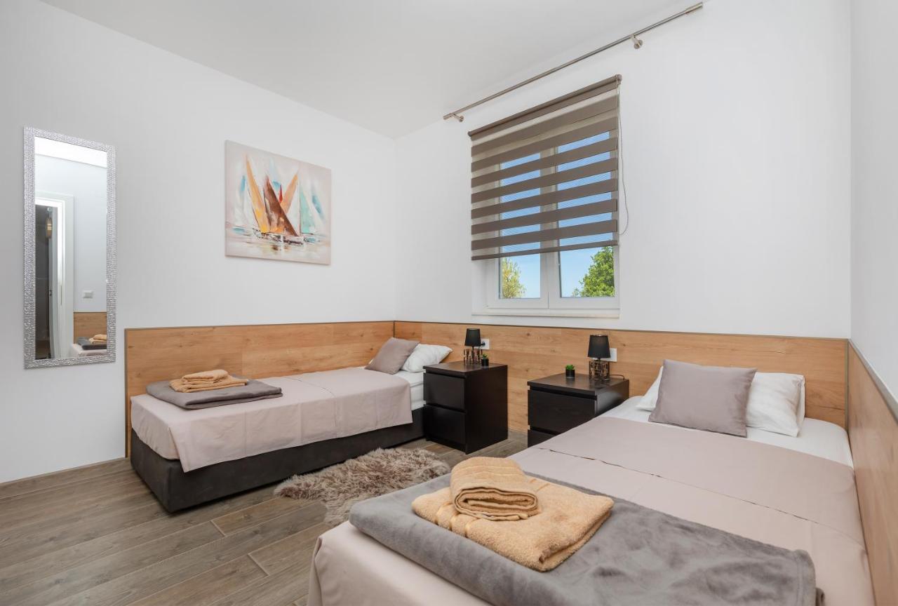 Apartment Holiday Home Doma, Cilipi Near Dubrovnik Luaran gambar