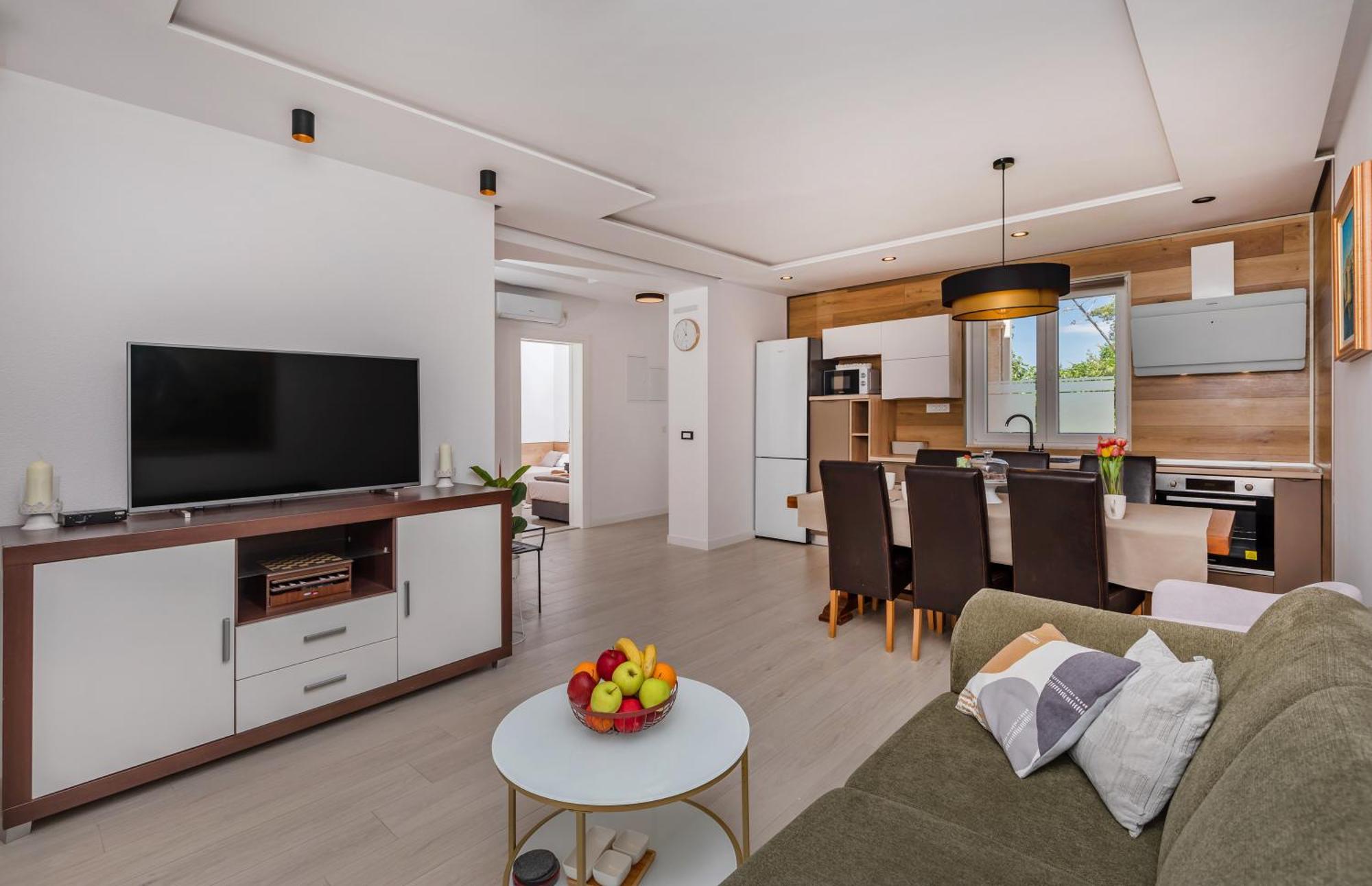 Apartment Holiday Home Doma, Cilipi Near Dubrovnik Bilik gambar